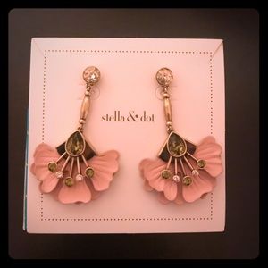 Stella & Dot Rory Floral Drop Earrings